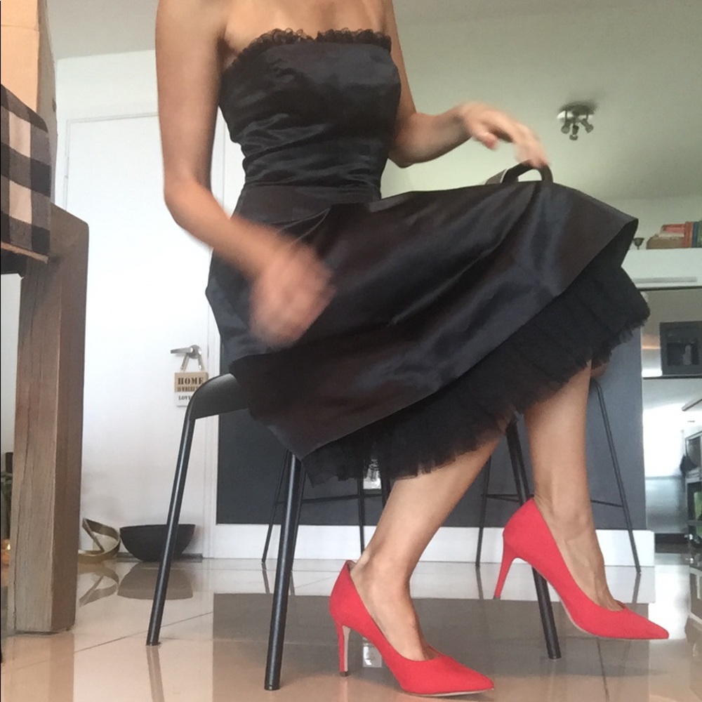 BCBGMaxAzria Black Dress 🥂